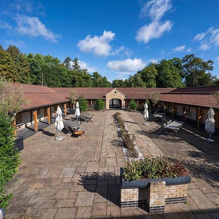 Hotel The Ridings At Theobalds Park Goff's Oak Exterior foto